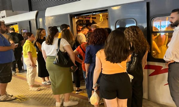 İZBAN'da grev: İzmir'de toplu ulaşım kilit!