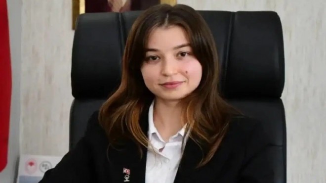 'Kemalistlere' hakaret eden paylaşım istifa getirdi