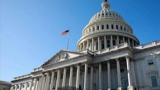 ABD'de federal hükümet resmen kapandı!