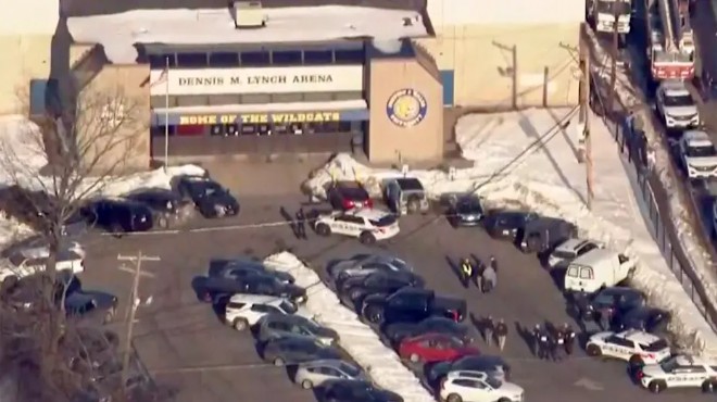 ABD’de buz hokeyi maçında silahlı saldırı!