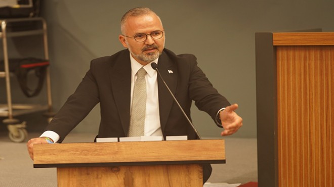 AK Parti'den CHP'ye 'vandalizm' yanıtı:  İzmir'i yönetme biçiminiz başlı başına vandalizm!