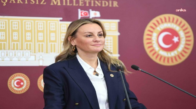 AK Parti'ye Meslek Fabrikası çıkışı: Siyasi yan kesicilik... İzmir boyun eğmez!