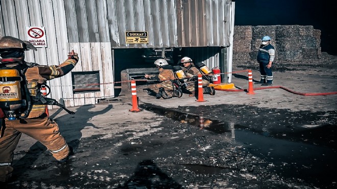 Afetlere dirençli İzmir için kurtarma tatbikatı