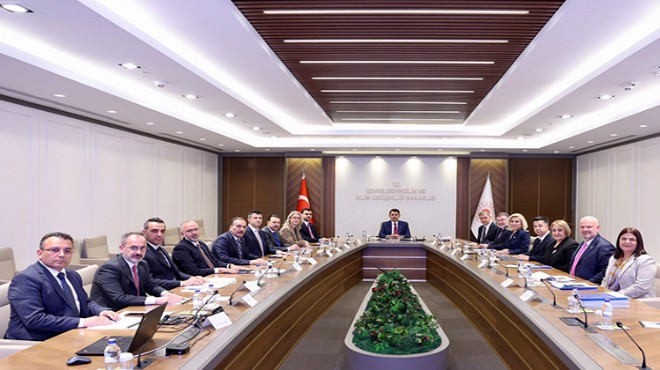 Ankara'da çifte 'İzmir' zirvesi: Masada 'dönüşüm', 'Körfez' ve ulaşım!