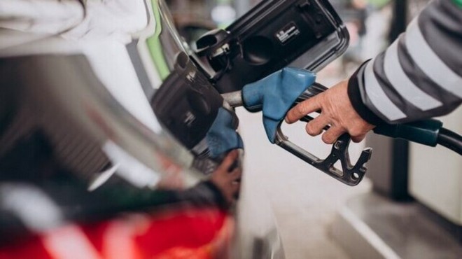 Araç sahipleri dikkat: Motorine zam geldi!