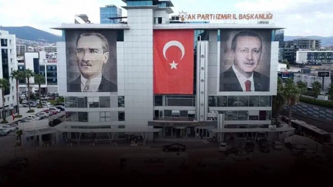 Atatürk'ü hedef aldı, görevine son verildi