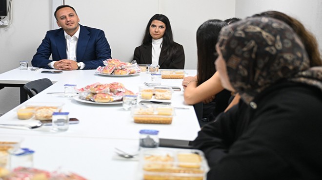 Eşki’den yurtta kalan öğrencilere ziyaret: Ben sadece belediye başkanı değil, sizin abinizim!