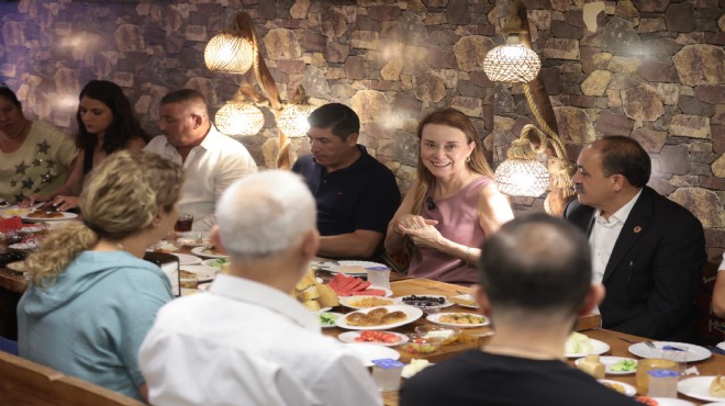 Başkan Mutlu, Kemeraltı esnafıyla buluştu: Hayat buradaydı!