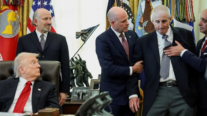 Beyaz Saray'da bayıldı, Doktor Öz müdahale etti