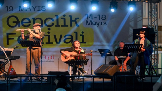 Bornova'da 19 Mayıs Gençlik Festivali coşkusu başladı