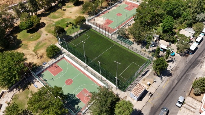 Bornova'da 5 tesis yenilendi, yeni sahalar yolda