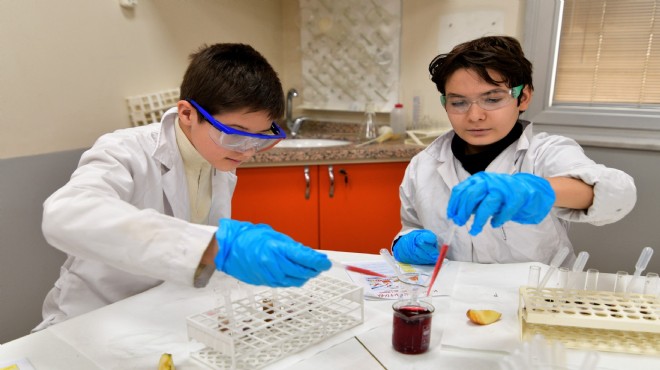 Bornova'da miniklerin keşif yolculuğu heyecanı