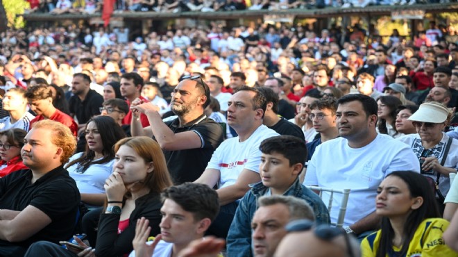 Bornova’da milli heyecan dev ekranlarda olacak!