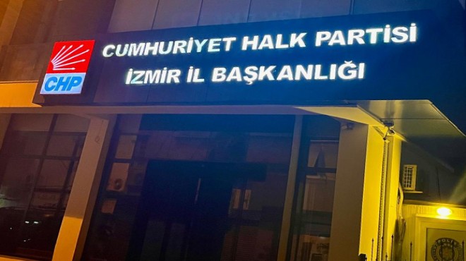 CHP İzmir'de gözler 'iki il başkanı koltuğu'nda: Kimlerin ismi geçiyor?