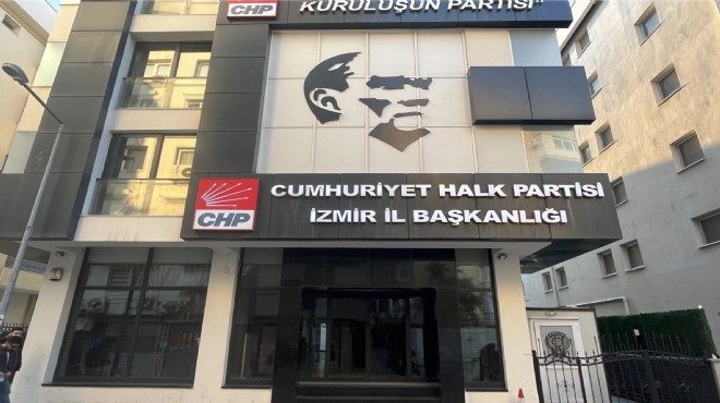 CHP İzmir’de ihraç edilen eski il başkanı partiye geri dönüyor!