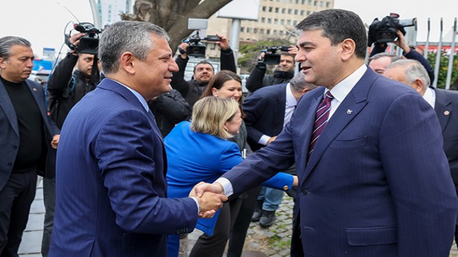 CHP Lideri Özel'in 'ara seçim' turu sürüyor