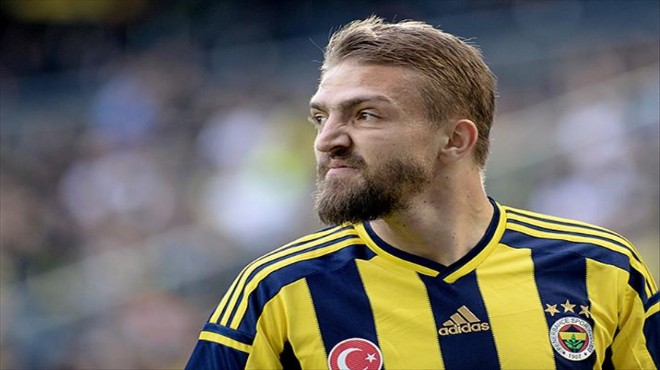 Caner Erkin futbola veda ettiğini duyurdu!