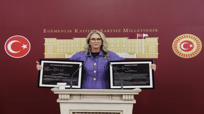 AK Partili Çankırı'dan Başkan Tugay'a kargo!