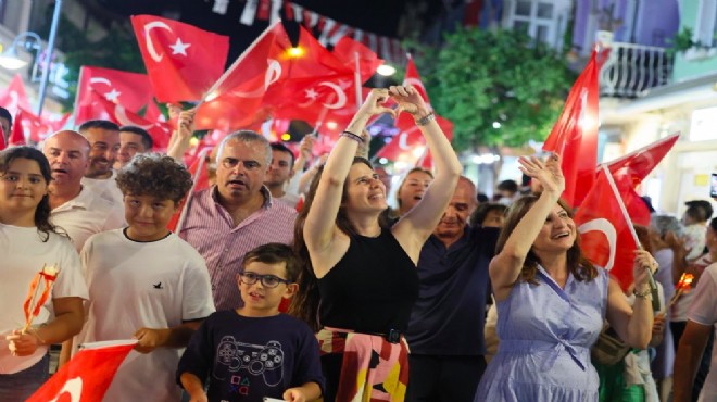 Çeşme’de 30 Ağustos Zafer Bayramı coşkuyla kutlandı