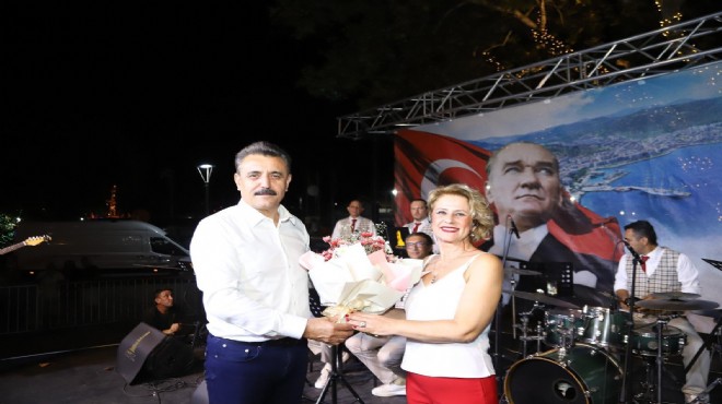 Dikili'de kurtuluşun 104. yılı coşkusu