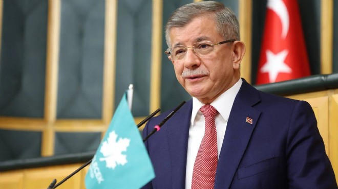 Davutoğlu siyaseti bıraktı, Gelecek Partisi'ni feshetti!