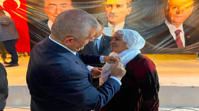 Diyarbakırlılardan MHP İzmir'e dev katılım