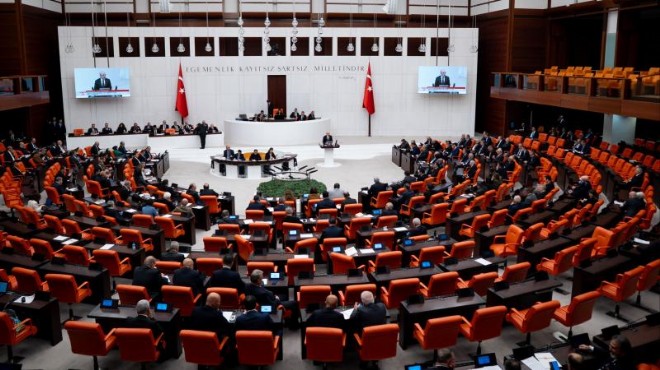 15 yaş altına sosyal medya yasağı yasalaştı