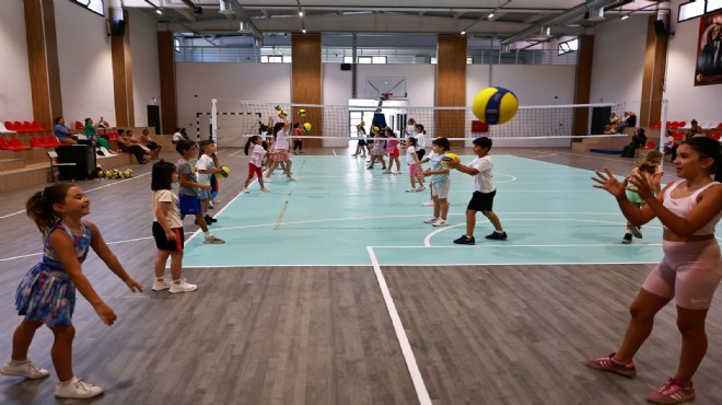 Efes Selçuk'ta çocuklar geleceği kodluyor
