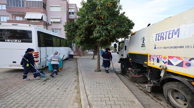 Efes Selçuk'ta temizlik mesaisi