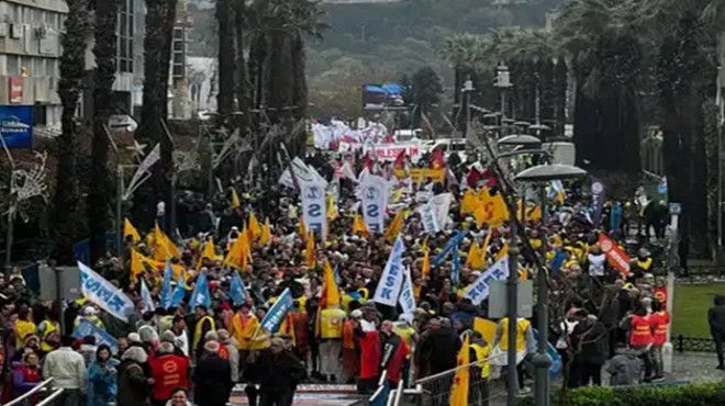 Emekçiler İzmir'den seslendi: Geçinemiyoruz