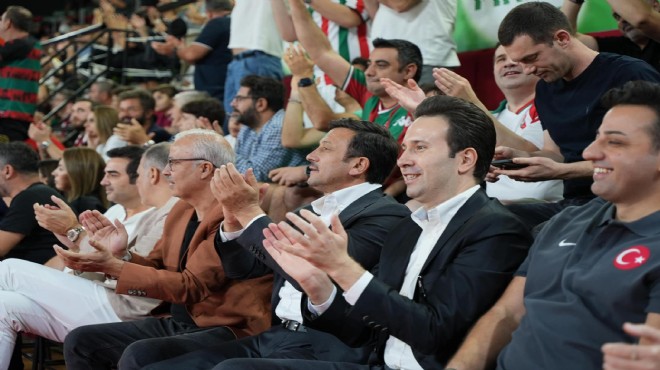 Eski AK Partili başkan elini taşın altına koydu: Karşıyaka'da sürpriz aday!