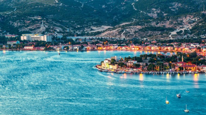 Foça Belediyesi'nin arsaları satışta!