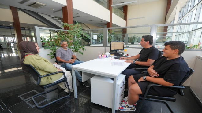 Gaziemir'de öğrencilere ücretsiz tercih desteği