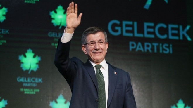 Gelecek Partisi resmen feshedildi!