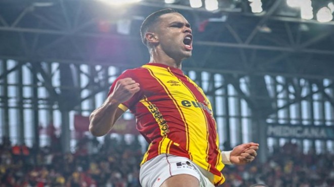 Göztepe'de Juan yıldızlaştı!