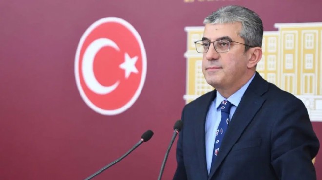 Grup Başkanvekili görevine iade edildi!