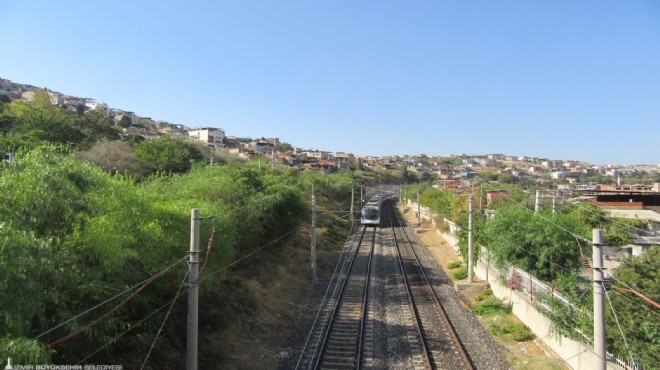 İZBAN'a 2 yeni istasyon inşaatı durdu: Şirket Büyükşehir'i icraya verdi!