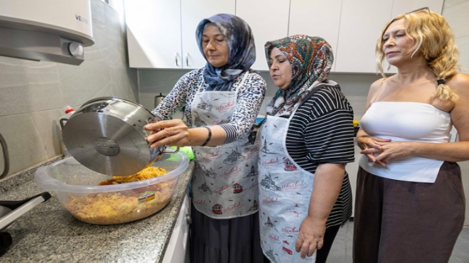 İzmir'de annelere 'dayanışma mutfağı'