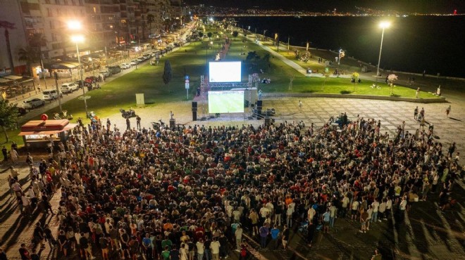 İzmir'de dev ekranda milli heyecana sınav iptali!