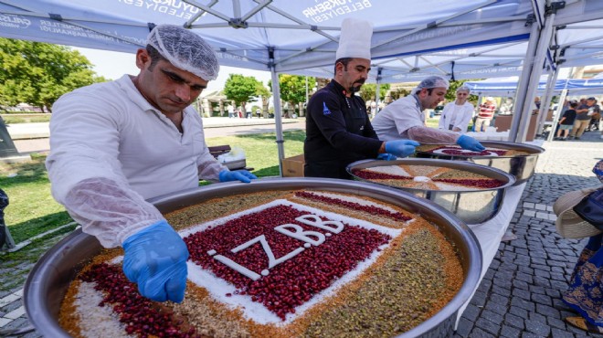 İzmir'de muharrem ayı aşureyle taçlandı