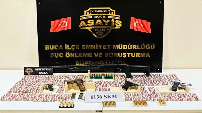 İzmir'de silah ve 'zehir' baskınında 2 gözaltı!