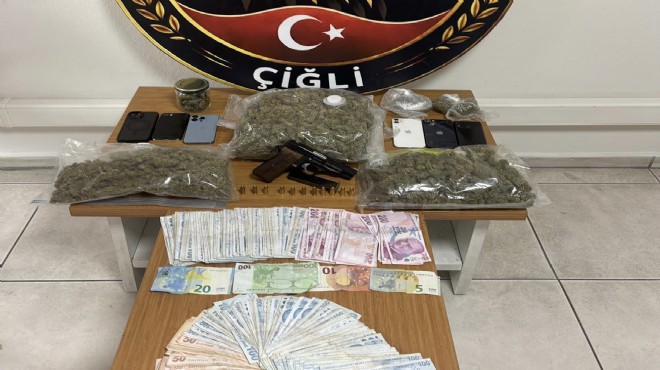 İzmir'de 'zehir' baskını: 6 gözaltı!