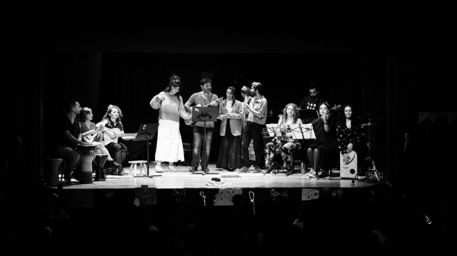 İzmir’de sıra dışı konser: Bilet yerine takas!