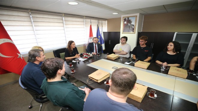 KARGEM’li gençlerden Başkan Ünsal’a teşekkür ziyareti