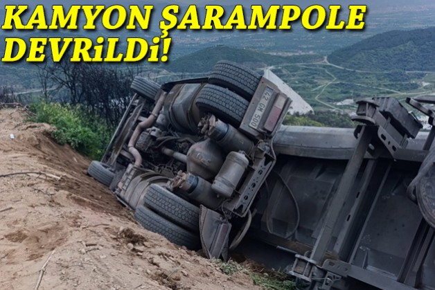 Kamyon şarampole devrildi!