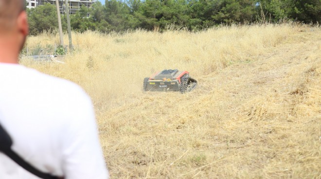 Karabağlar'ın Wall-E'si görevde!
