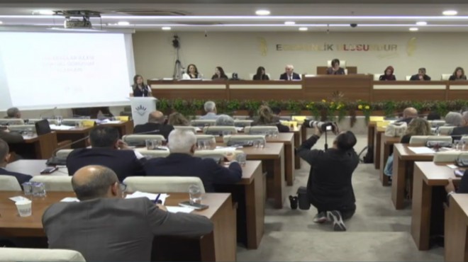 Karabağlar’da gündem kentsel dönüşüm: Model belirlenecek, uzlaşı süreci başlayacak