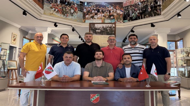 Karşıyaka'da Hakan imzayı attı, ilk yabancı yolda