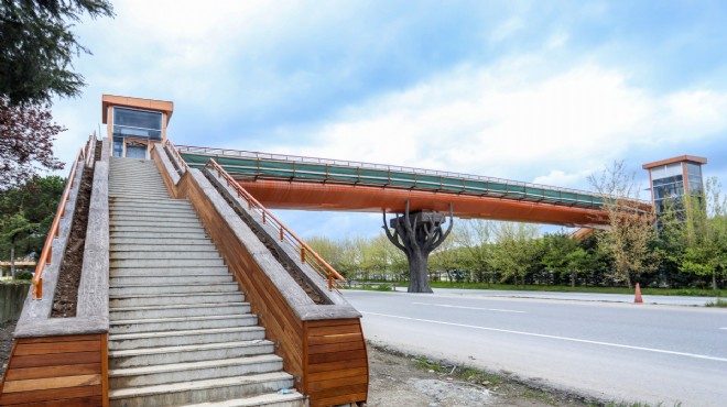 Karşıyaka'ya yeni yaya köprüsü inşa edilecek!