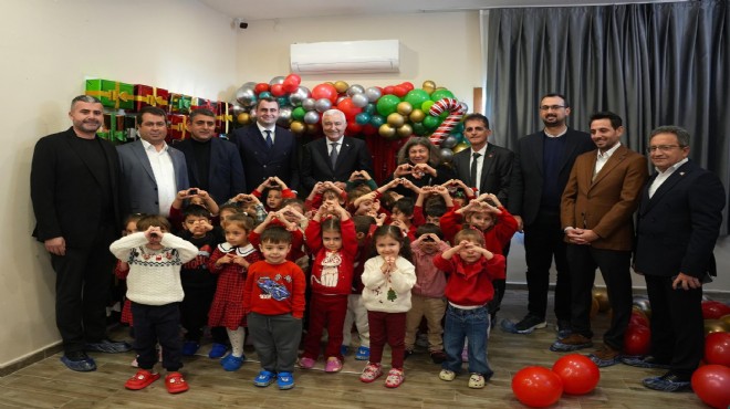 Kemalpaşa’da kreşlerde yeni yıl coşkusu